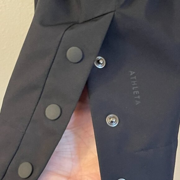 Excellent Athleta Rainout Jacket - 1x - Picture 13 of 14